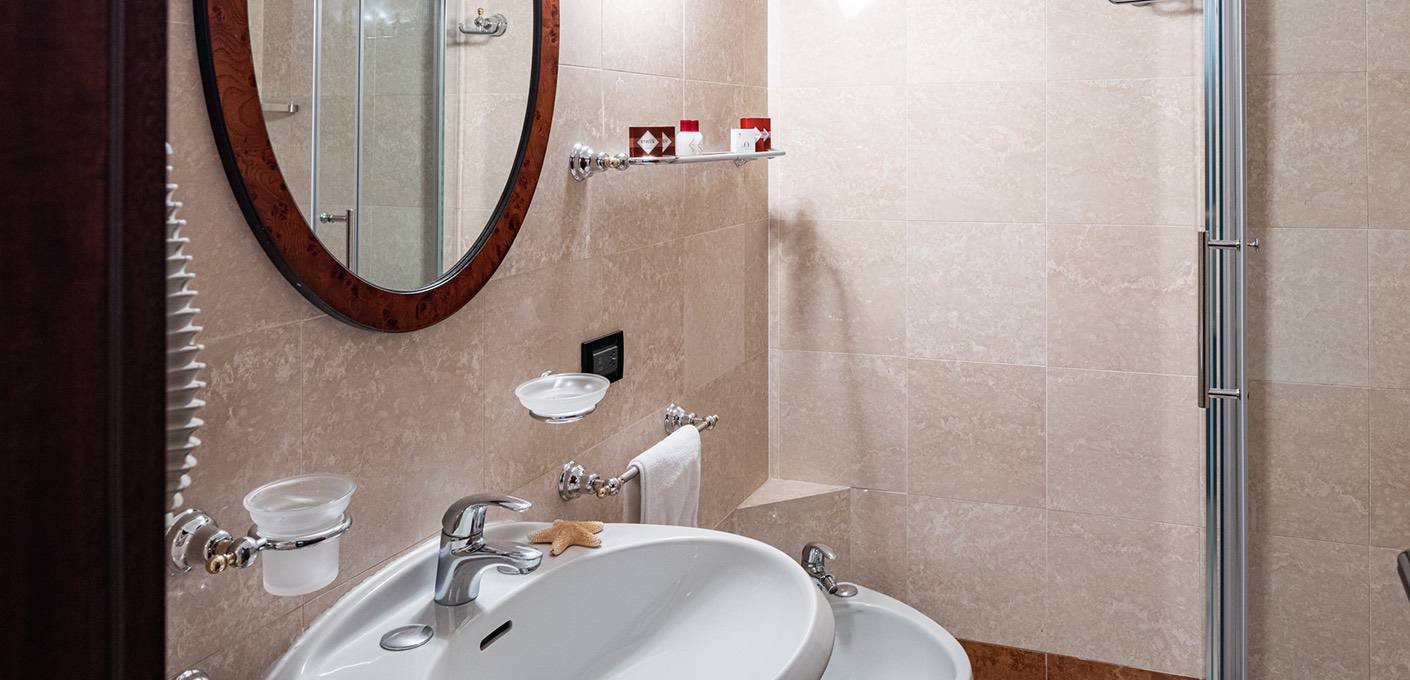 media.Bagno Camera Standard Hotel Stella Riccione