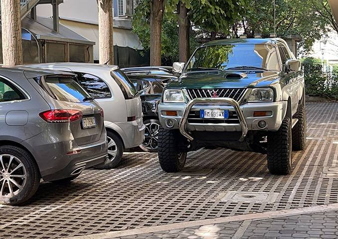 media.parcheggio-hotel-stella-riccione-ok